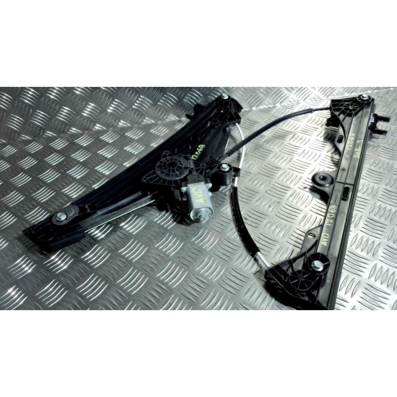 Leve vitre electrique avant droit PEUGEOT 308 3 d’occasion