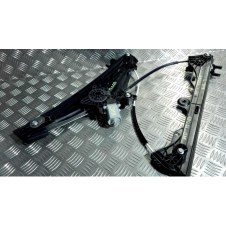 Leve vitre electrique avant droit PEUGEOT 308 3 d’occasion