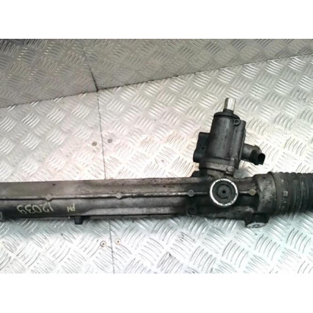 Cremaillere mecanique AUDI A4 3 AVANT PHASE 1 BREAK d’occasion