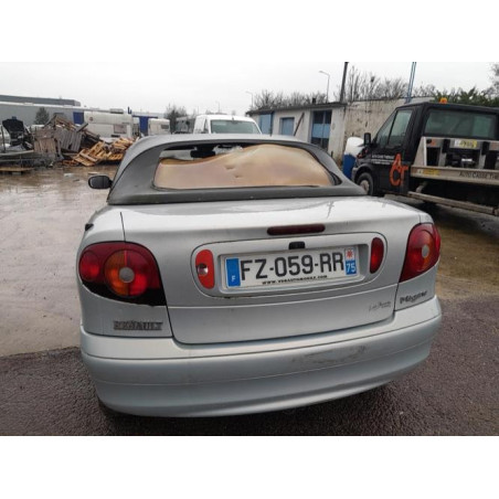 Leve vitre electrique avant droit RENAULT MEGANE 1 PHASE 2 CABRIOLET d’occasion
