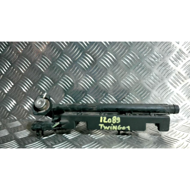 Rampe injection RENAULT TWINGO 1 PHASE 2 d’occasion