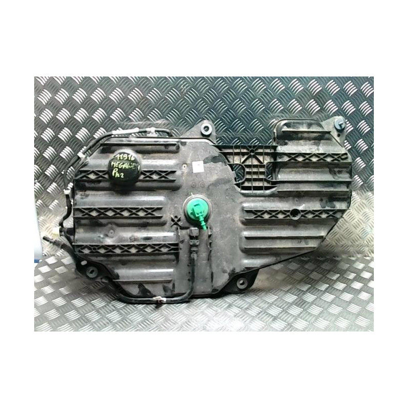 Reservoir AdBlue RENAULT MEGANE 4 PHASE 2 d’occasion
