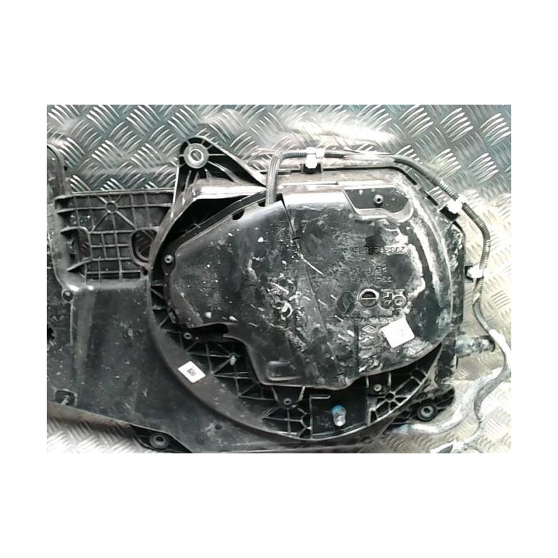 Reservoir AdBlue RENAULT MEGANE 4 PHASE 2 d’occasion
