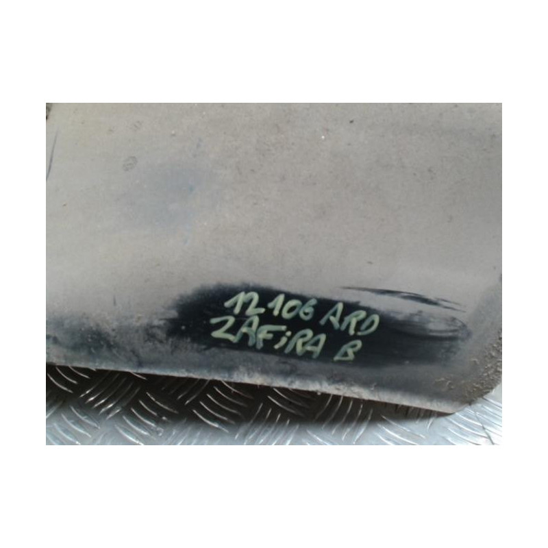Pare boue arriere droit OPEL ZAFIRA B PHASE 2 d’occasion
