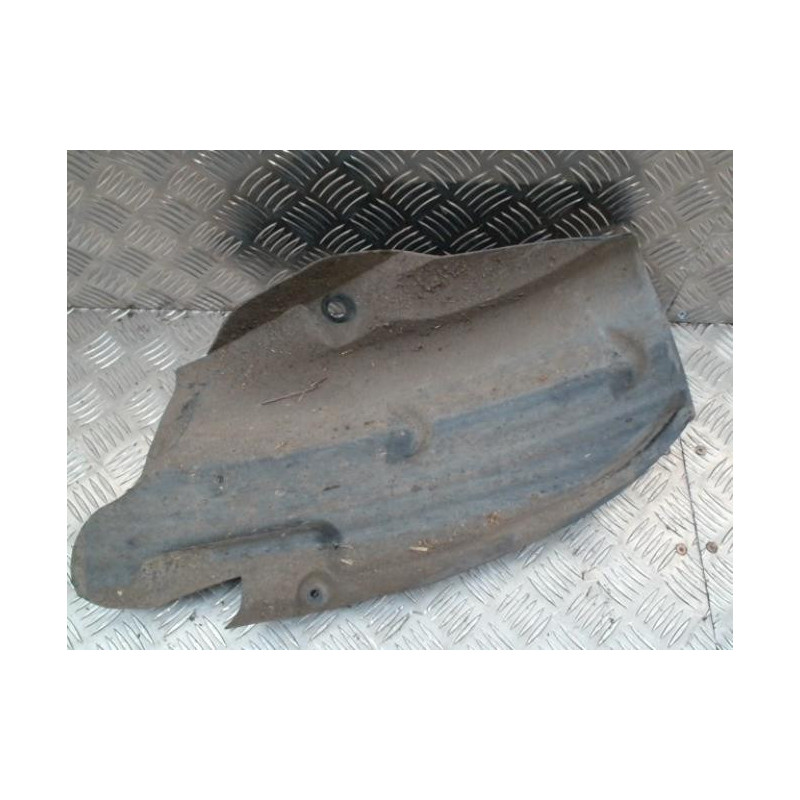 Pare boue arriere droit RENAULT CLIO 2 PHASE 2 d’occasion