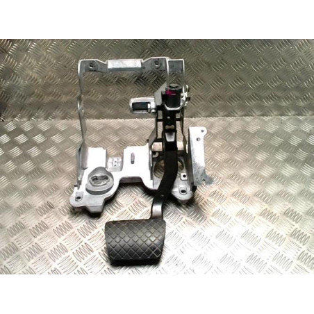 Pedale de frein AUDI A4 3 AVANT PHASE 1 BREAK d’occasion