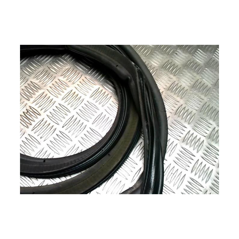 Joint de coffre CITROEN BERLINGO 2 PHASE 1 d’occasion