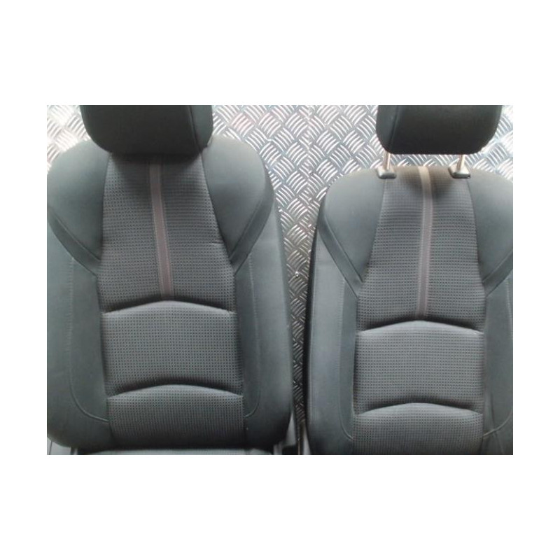 Interieur complet MAZDA 3 3 PHASE 1 d’occasion