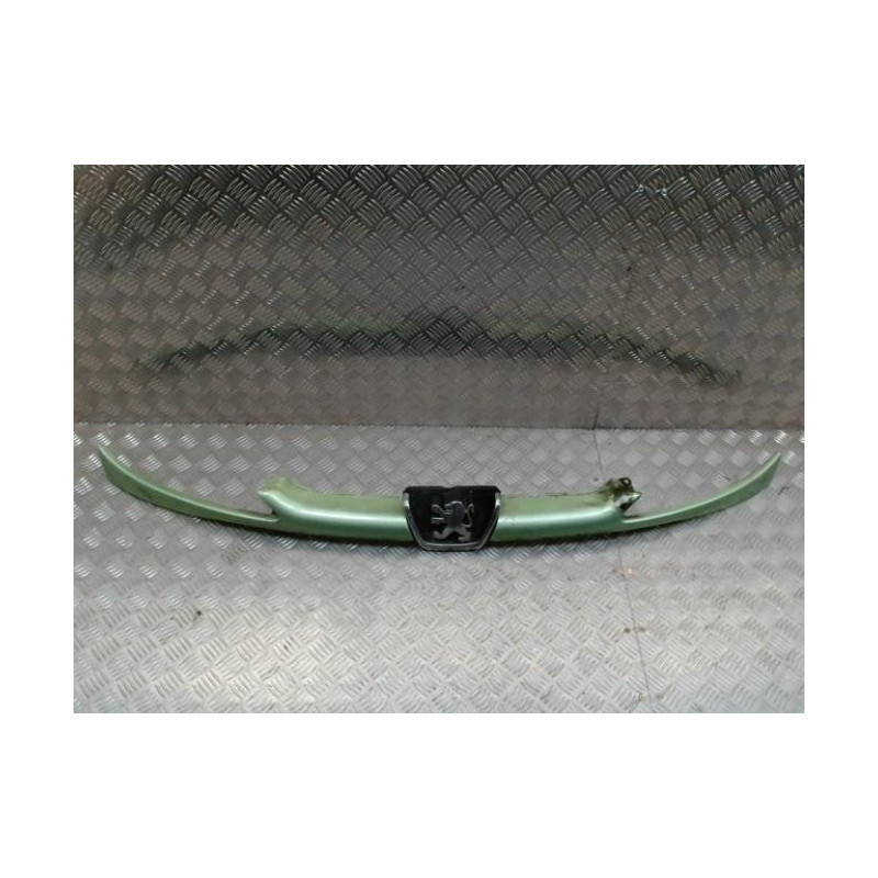 Calandre PEUGEOT 206 PHASE 2 CABRIOLET d’occasion