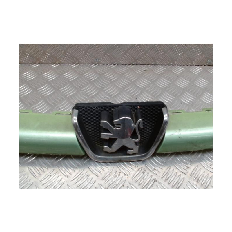 Calandre PEUGEOT 206 PHASE 2 CABRIOLET d’occasion