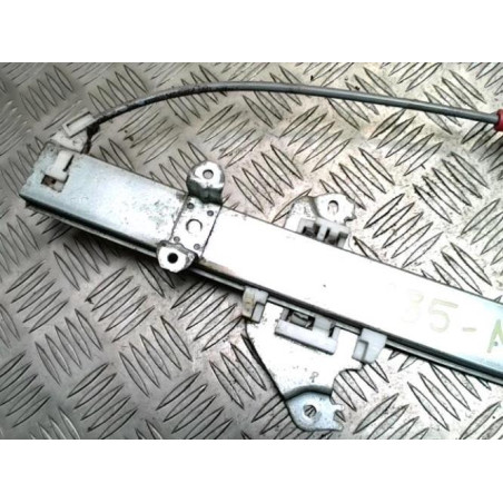 Leve vitre electrique avant droit NISSAN MICRA 3 PHASE 1 d’occasion