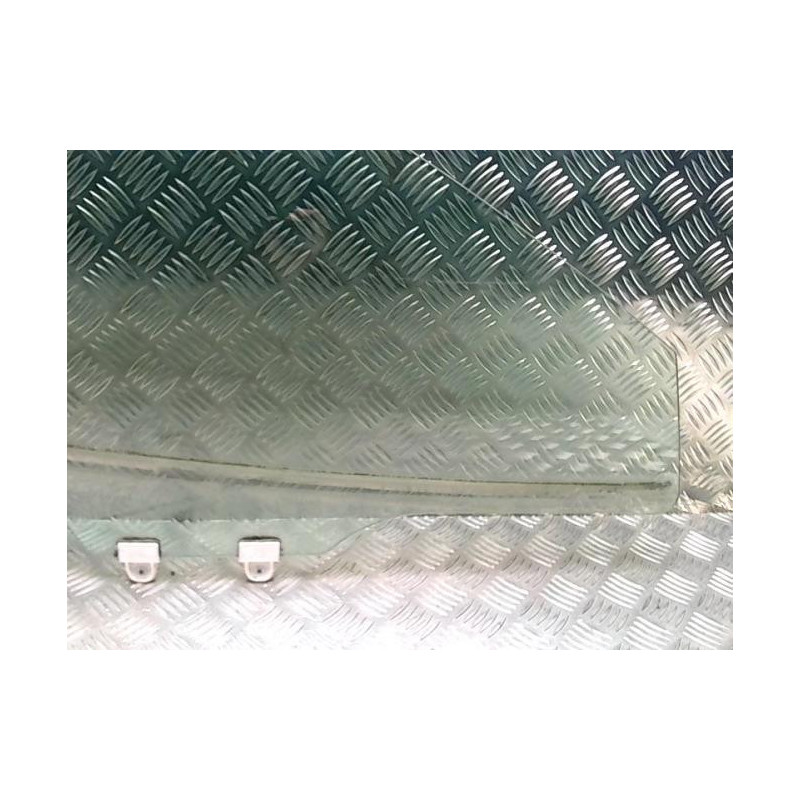 Vitre avant droit MAZDA 3 3 PHASE 1 d’occasion