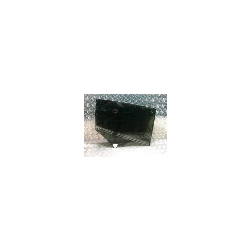 Vitre arriere droit MAZDA 3 3 PHASE 1 d’occasion