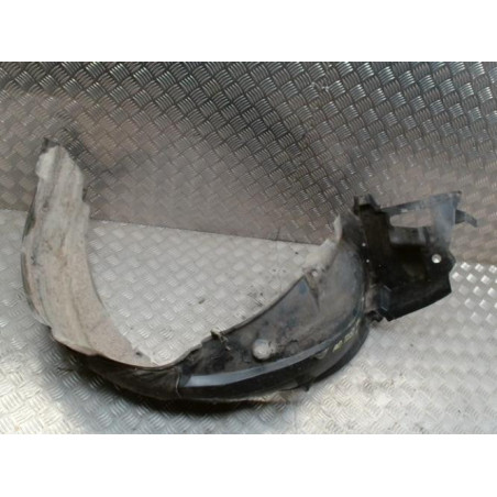 Pare boue avant droit TOYOTA COROLLA VERSO 2 PHASE 2 d’occasion