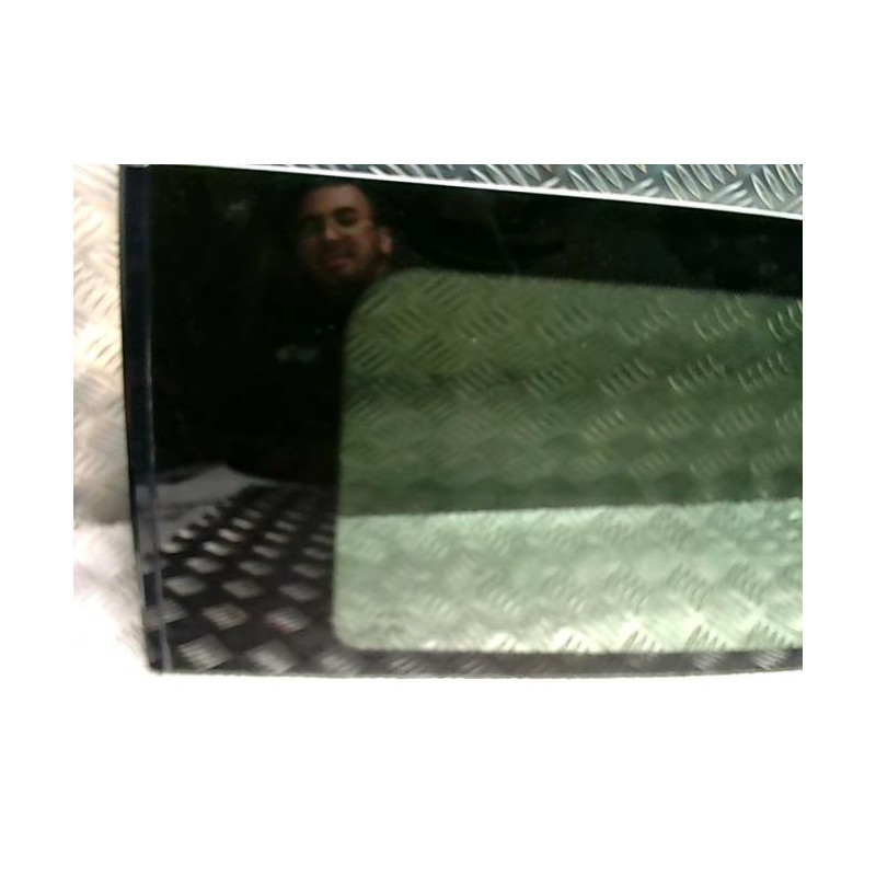 Custode arriere gauche MINI MINI 1 R50/R53 PHASE 1 d’occasion