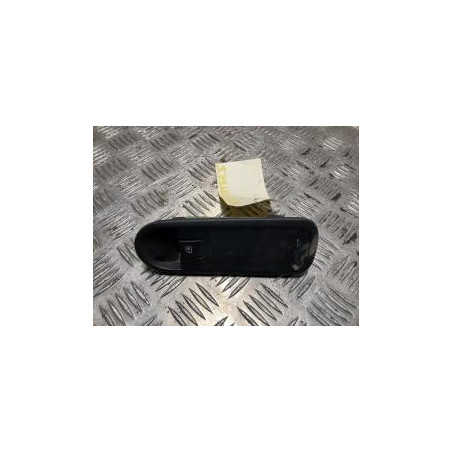 Interrupteur de leve vitre avant droit DACIA DUSTER 1 PHASE 2 d’occasion