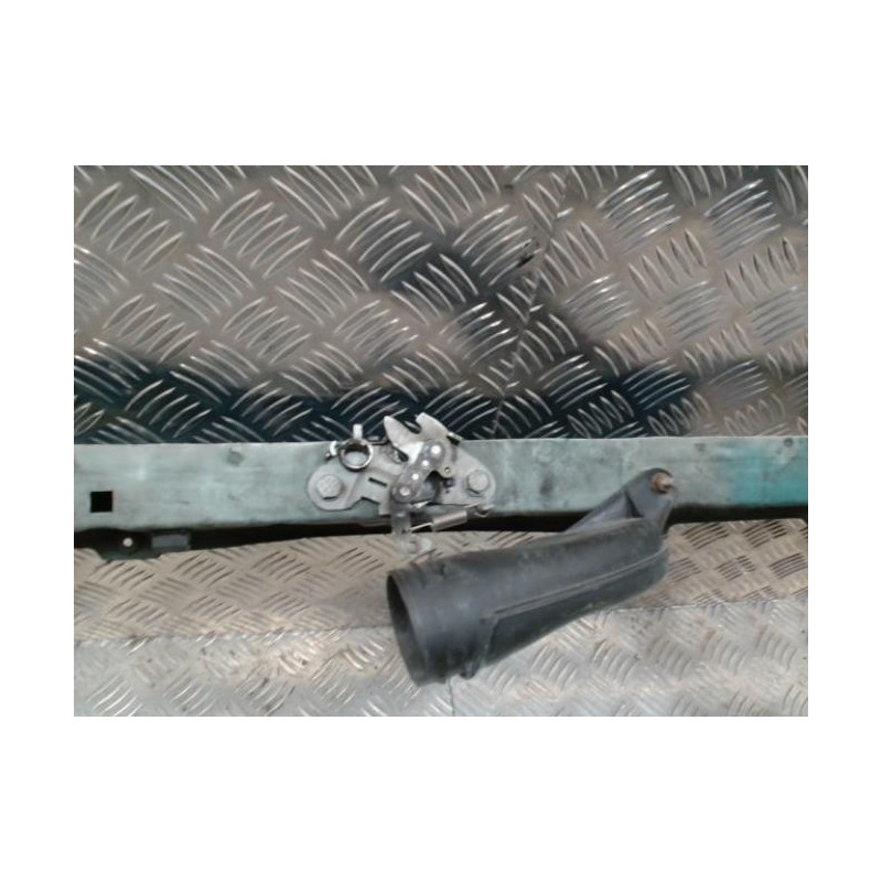 Armature avant, Masque avant PEUGEOT 106 PHASE 2 d’occasion