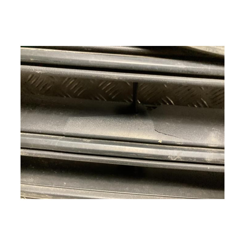 Calandre FORD TRANSIT CUSTOM 1 PHASE 1 d’occasion