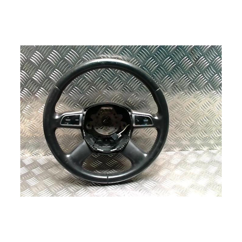Volant AUDI A4 3 AVANT PHASE 1 BREAK d’occasion