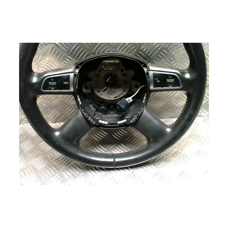 Volant AUDI A4 3 AVANT PHASE 1 BREAK d’occasion