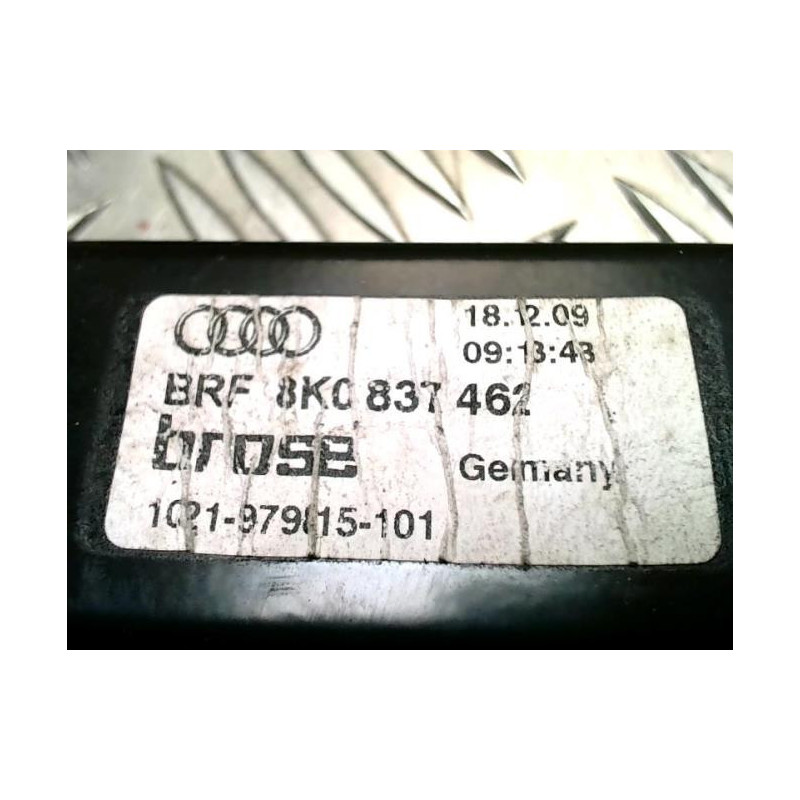 Leve vitre electrique avant droit AUDI A4 3 AVANT PHASE 1 BREAK d’occasion