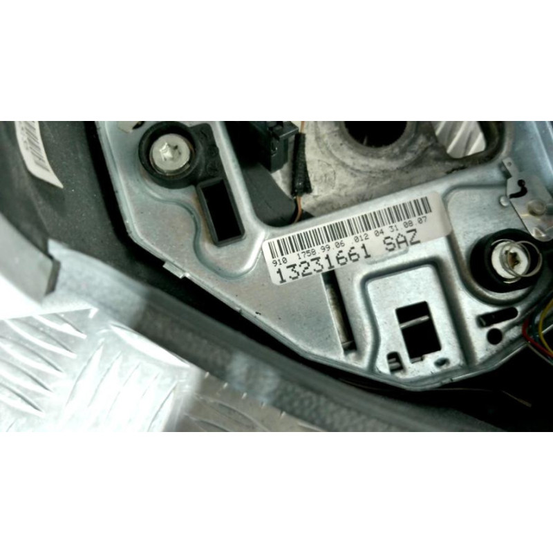 Volant OPEL ZAFIRA B PHASE 2 d’occasion