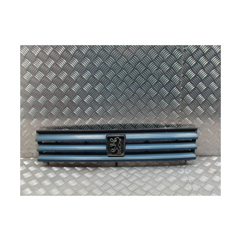 Calandre PEUGEOT 309 PHASE 2 d’occasion