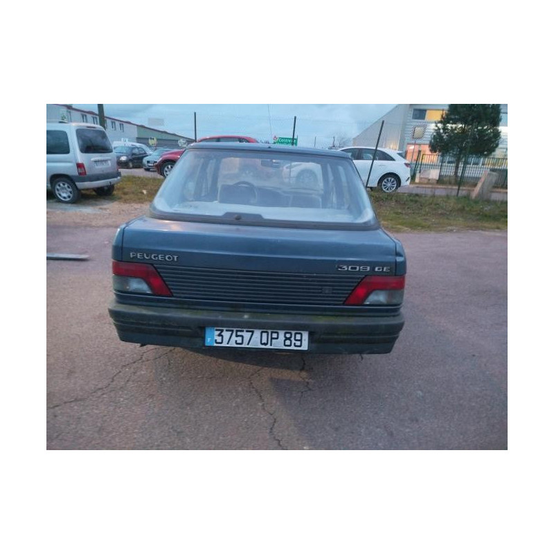 Calandre PEUGEOT 309 PHASE 2 d’occasion