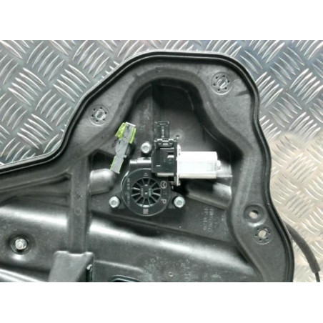 Leve vitre electrique arriere droit MAZDA 3 3 PHASE 1 d’occasion