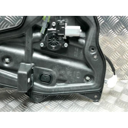 Leve vitre electrique arriere droit MAZDA 3 3 PHASE 1 d’occasion