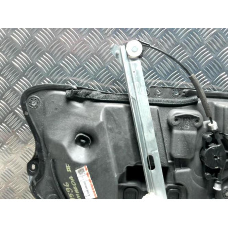 Leve vitre electrique avant droit MAZDA 3 3 PHASE 1 d’occasion