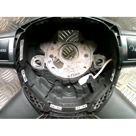 Volant AUDI A4 3 AVANT PHASE 1 BREAK d’occasion