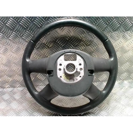 Volant AUDI A4 3 AVANT PHASE 1 BREAK d’occasion