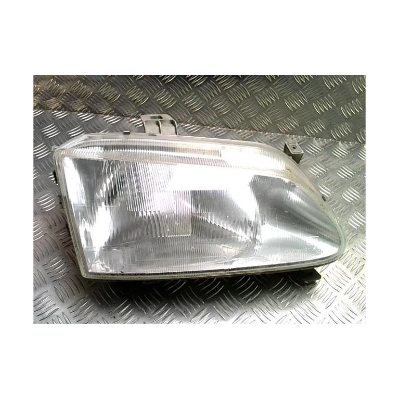 Optique avant principal droit (feux)(phare) RENAULT MEGANE 1 PHASE 1 d’occasion