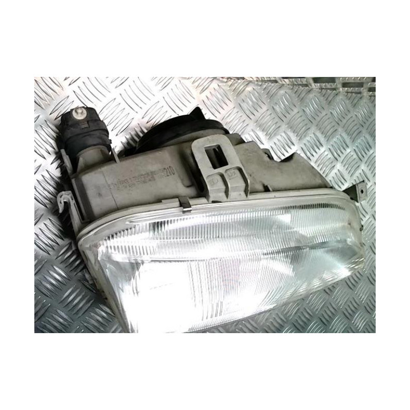 Optique avant principal droit (feux)(phare) RENAULT MEGANE 1 PHASE 1 d’occasion