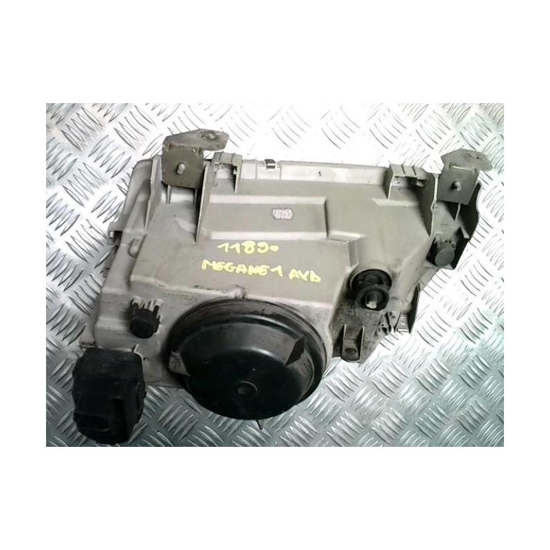 Optique avant principal droit (feux)(phare) RENAULT MEGANE 1 PHASE 1 d’occasion