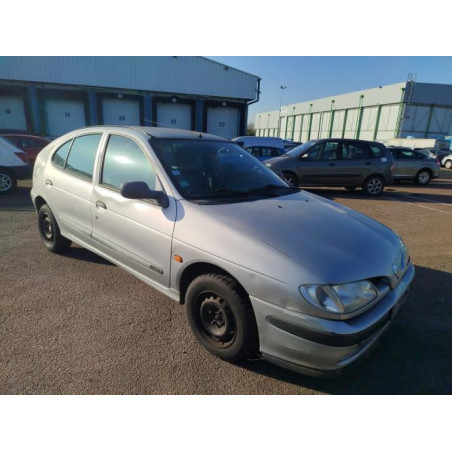Optique avant principal droit (feux)(phare) RENAULT MEGANE 1 PHASE 1 d’occasion