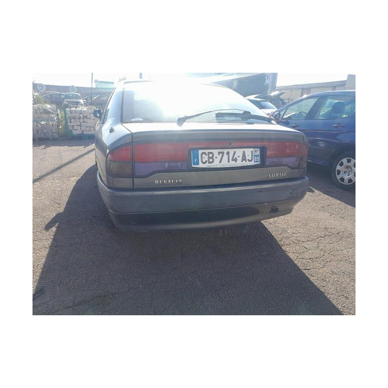 Face avant RENAULT SAFRANE PHASE 1 d’occasion
