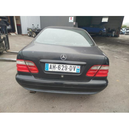 Interieur complet MERCEDES CLASSE CLK 208 PHASE 1 COUPE d’occasion