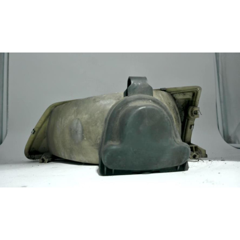 Optique avant principal droit (feux)(phare) PEUGEOT 106 PHASE 1 d’occasion