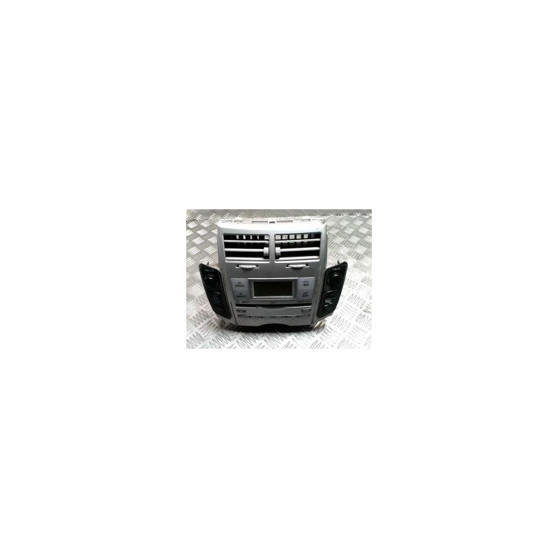 Autoradio d'origine TOYOTA YARIS 2 PHASE 1 d’occasion