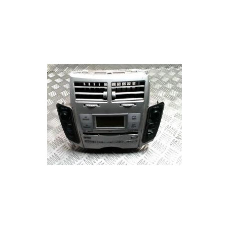 Autoradio d'origine TOYOTA YARIS 2 PHASE 1 d’occasion