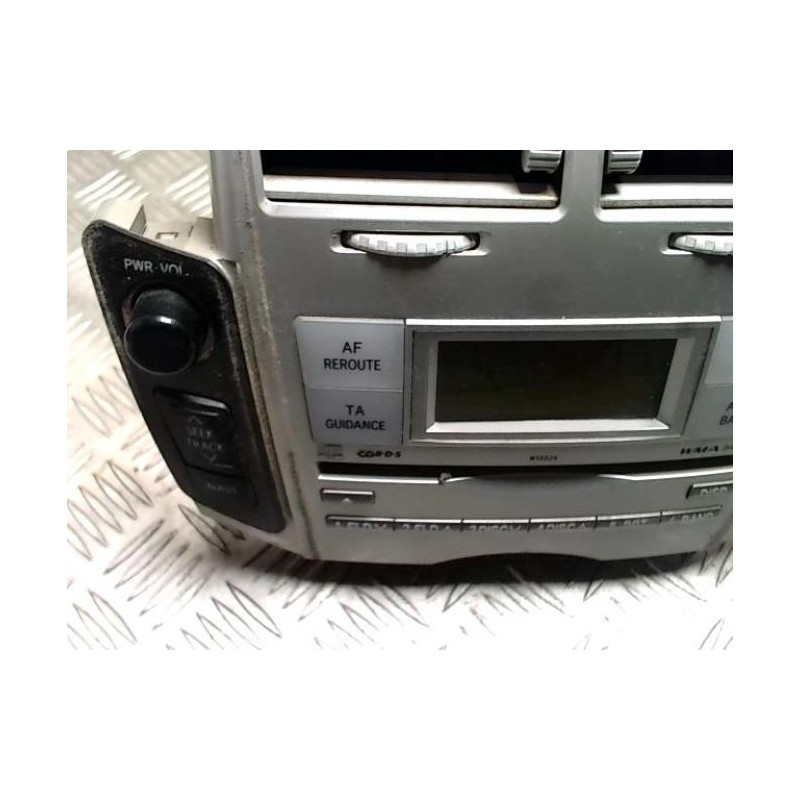 Autoradio d'origine TOYOTA YARIS 2 PHASE 1 d’occasion