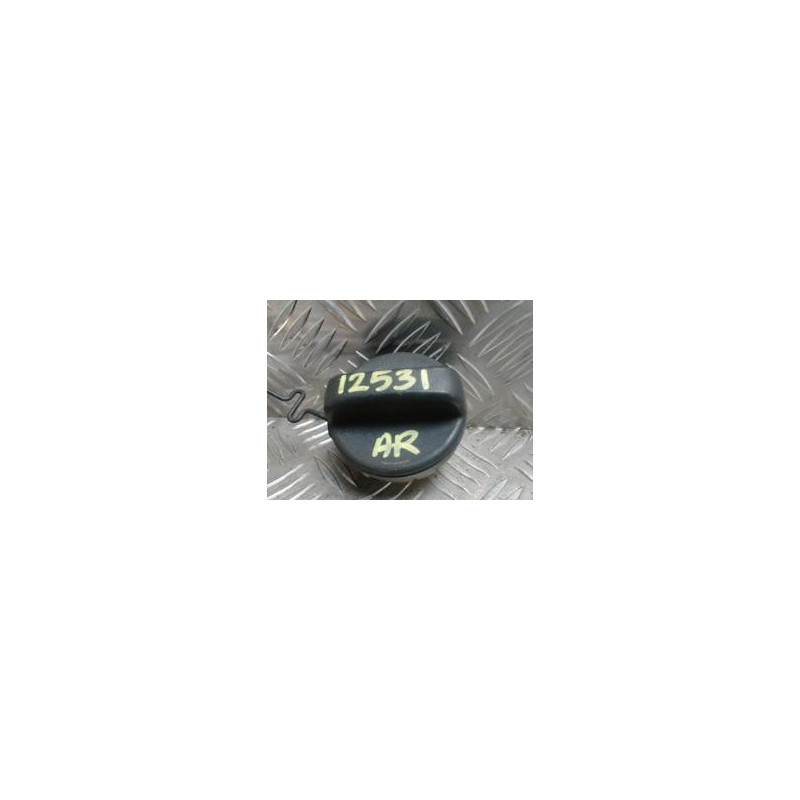 Bouchon de carburant TOYOTA YARIS 2 PHASE 2 d’occasion
