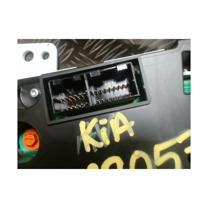 Compteur KIA VENGA PHASE 1 d’occasion