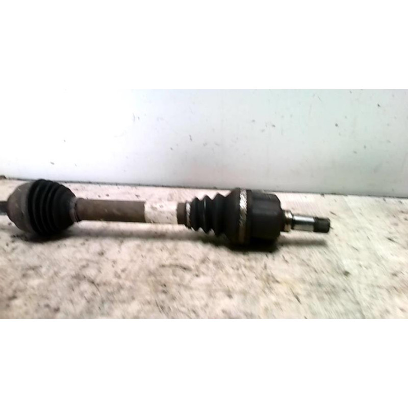 Cardan gauche (transmission) PEUGEOT 407 COUPE d’occasion