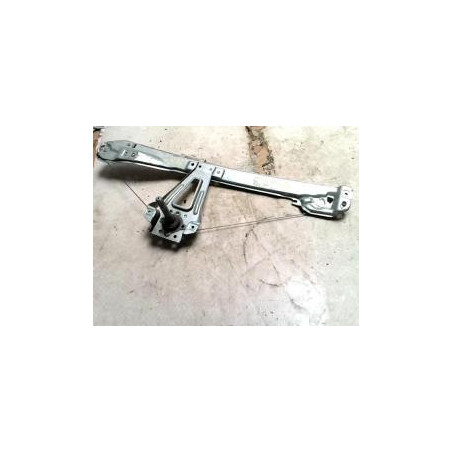 Leve vitre mecanique arriere gauche RENAULT CLIO 2 PHASE 1 d’occasion