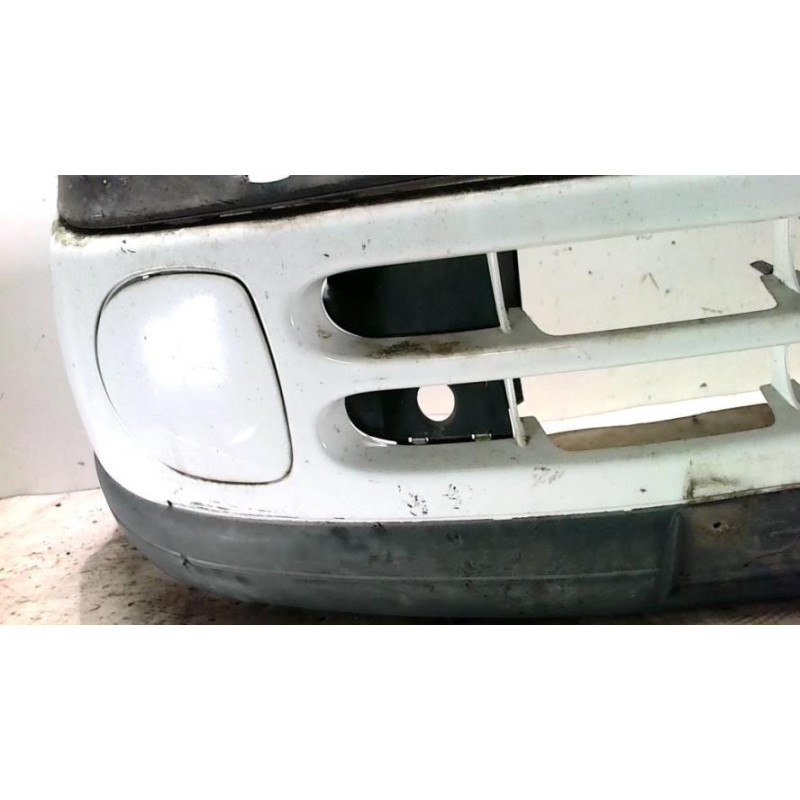 Pare choc avant RENAULT CLIO 2 PHASE 1 d’occasion