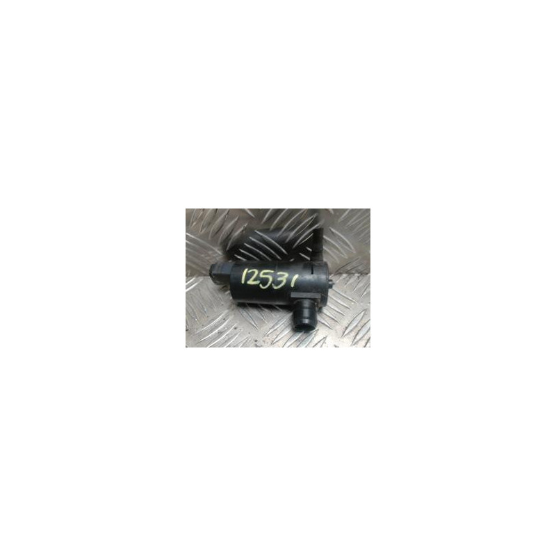 Pompe lave glace avant TOYOTA YARIS 2 PHASE 2 d’occasion