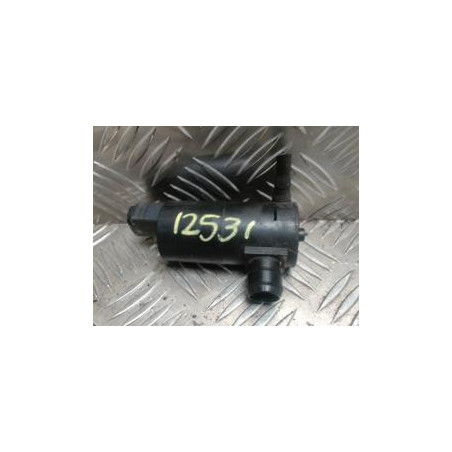 Pompe lave glace avant TOYOTA YARIS 2 PHASE 2 d’occasion